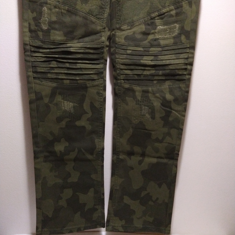 INC Berlin Slim Straight Camo Moto Jeans - Picture 14 of 16